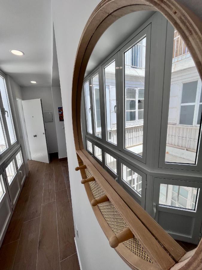 Apartament Gatu Premium Flamenca , Preferente Mayores De 25 Anos Y Familias Cadis